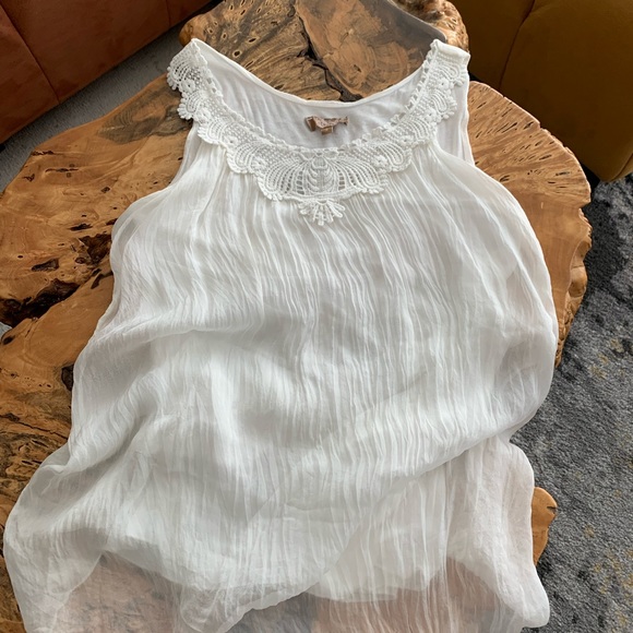 Attractive summer top - Picture 4 of 4